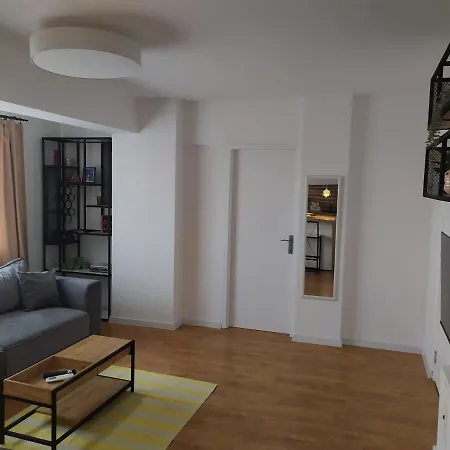 Casa Cu Ceainice